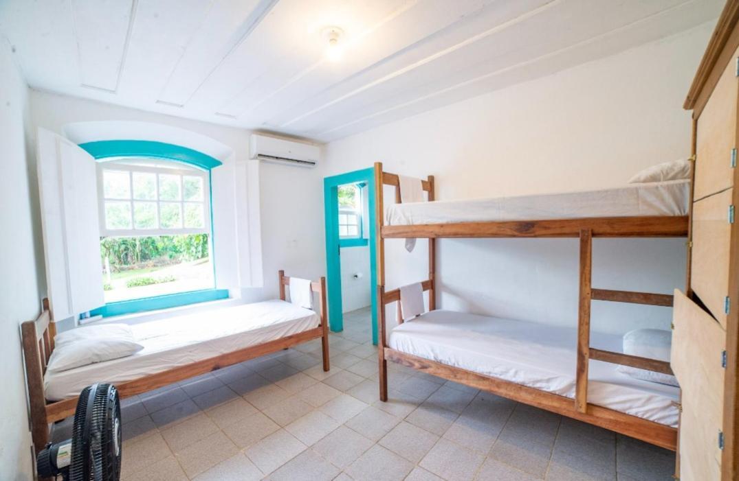 Single Bed in Mixed Dormitory Room